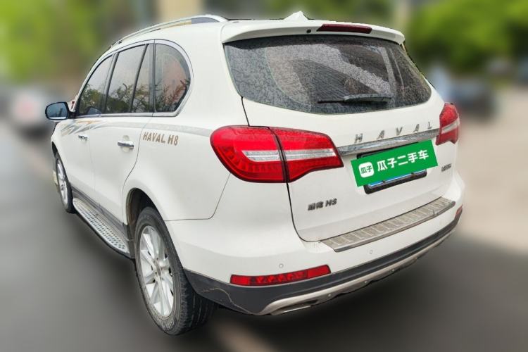 Used Haval H8 2015 2.0T Two-Wheel-Drive Luxury Version
