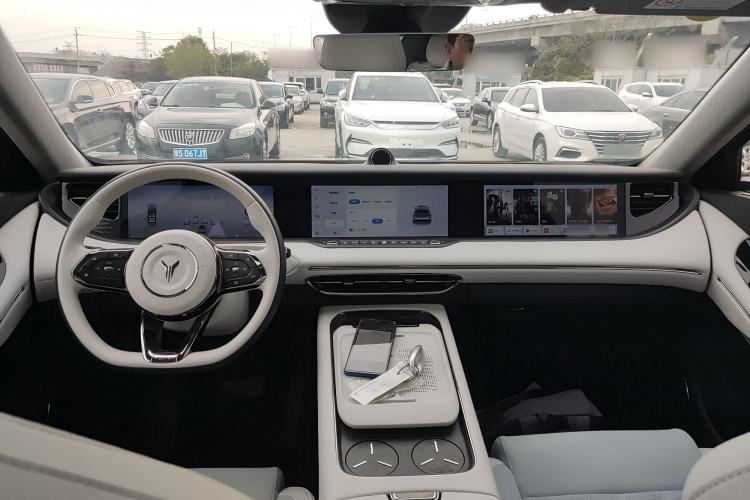 Used VOYAH FREE 2025 318 318 km Rear-Drive Touring Edition
