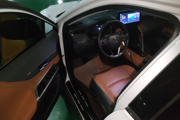 Used Toyota Venza 2022 Dual-Engine 2.5L CVT Two-Wheel Drive Prestige Edition Driver Seat