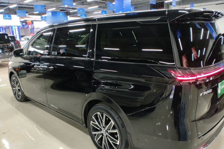 Used GAC Trumpchi Trumpchi E8 2024 Honor Series 2.0L Honor Edition
