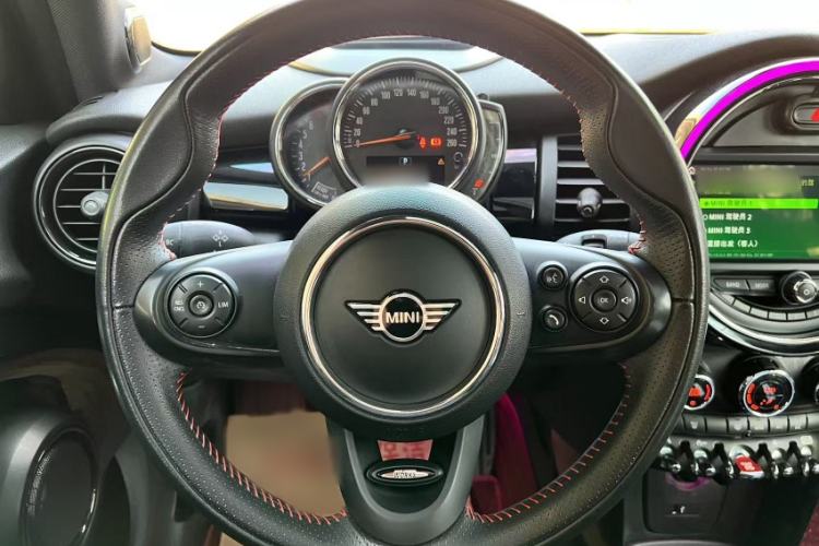 Used MINI MINI 2018 1.5T COOPER Racing Edition Five-Door Version