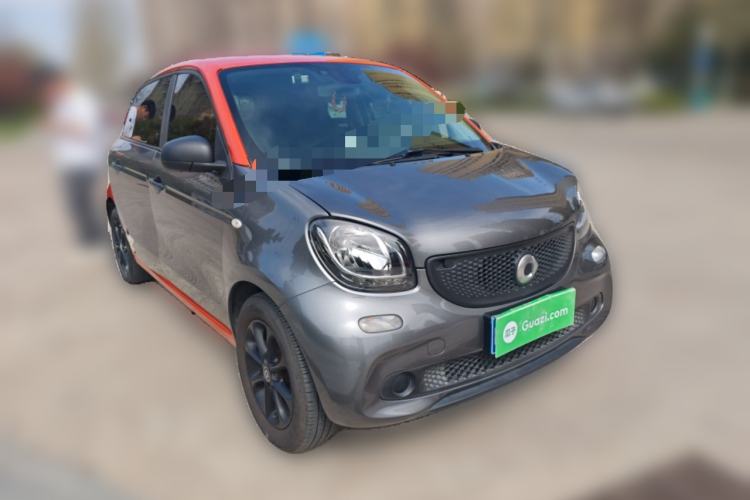 Used smart forfour 2016 1.0L 52 kW Dynamic Edition
