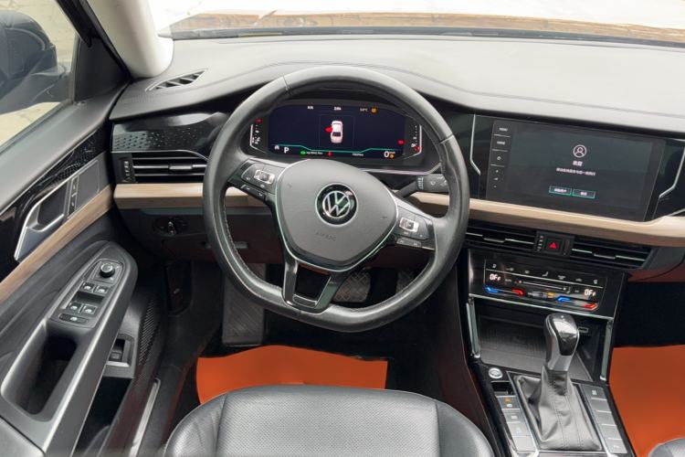 Used Volkswagen Passat 2021 330TSI Luxury Edition