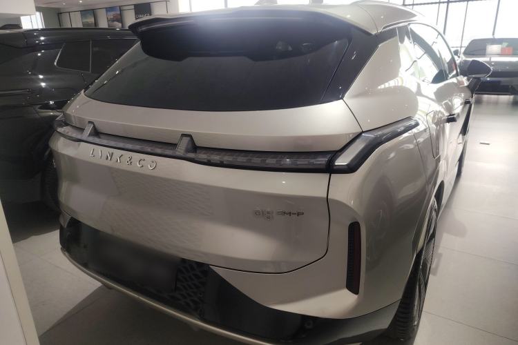 Used Lynk & Co 08 EM-P 2023 245km Ultra-Long Range Halo