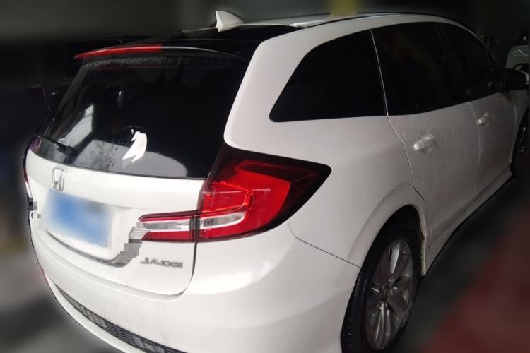 Used Honda Jade 2017 1.8L automatic Comfort version 5 seats