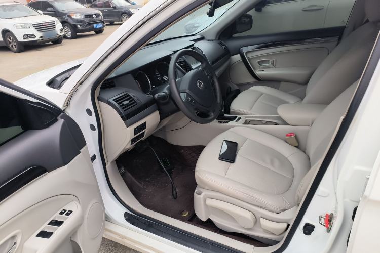 Used Dongfeng Aeolus A60 2016 1.6L DCT Luxury Version Driver Seat