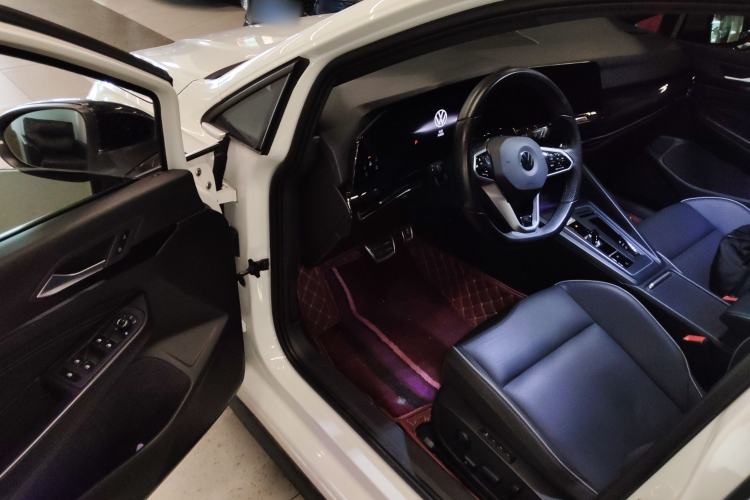 Used Volkswagen Golf 2023 280TSI DSG R-Line Lite Driver Seat