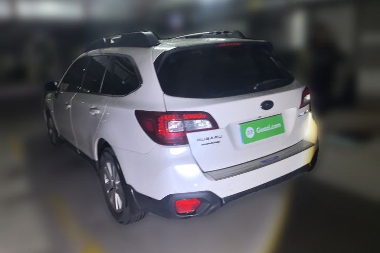 Used Subaru Outback 2015 2.5i Luxury Navigation Edition Rear Left 45 Deg