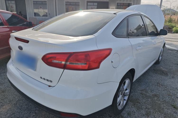 Used Ford Focus 2017 Sedan 1.6L Automatic Comfort Plus SmartDrive Edition
