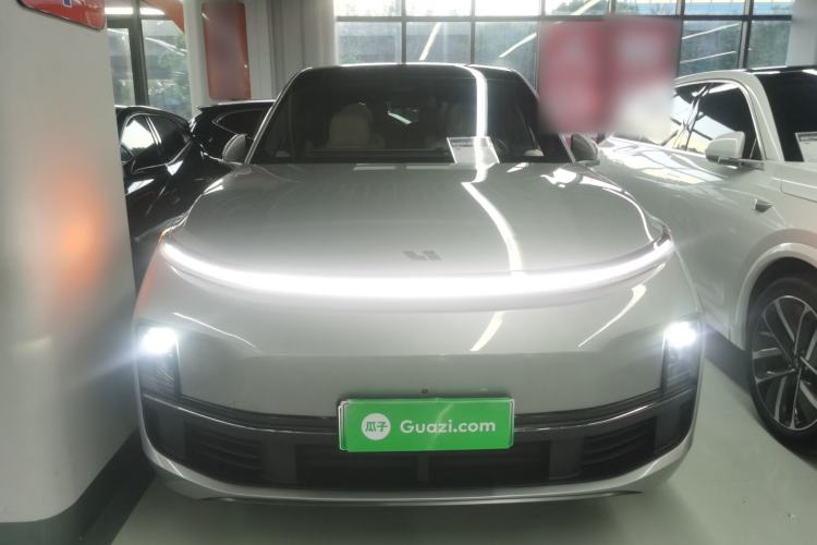 Used Li Auto L8 2023 Air model