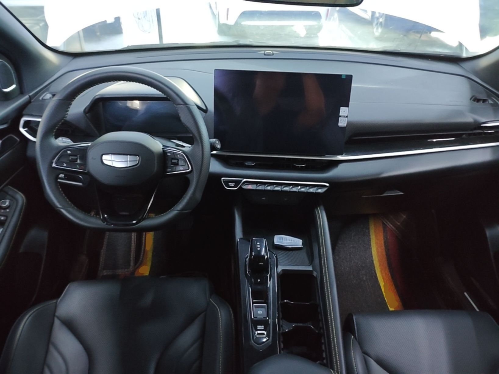Geely Auto Coolray 2025 Bin Yue L 1.5TD DCT Star Diamond — снимка 12