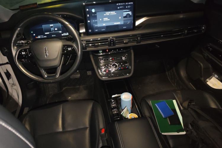 Used Lincoln Corsair 2022 2.0T Two-Wheel Drive Deluxe Edition
