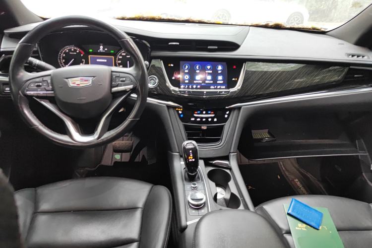 Used Cadillac XT6 2021 28T Six-Seater Four-Wheel-Drive Luxury Version
