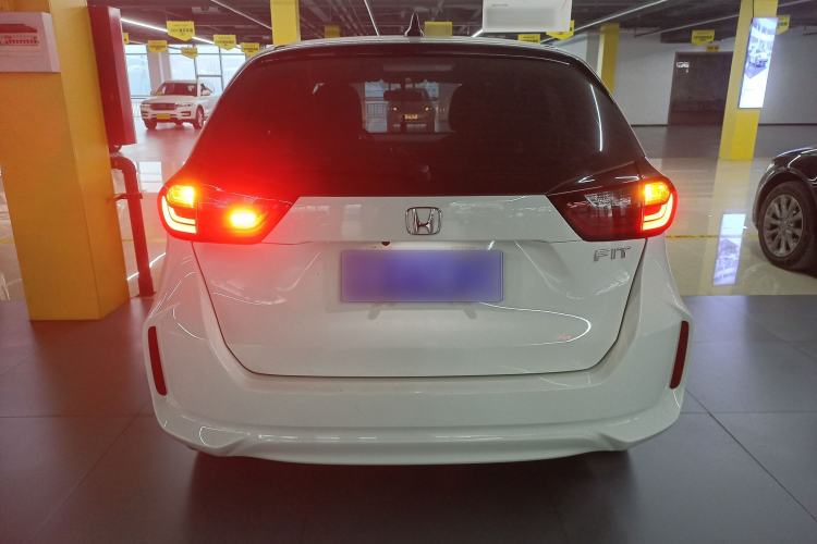 Used Honda Fit 2022 1.5L CVT Trendy Sunroof Edition Exterior 4