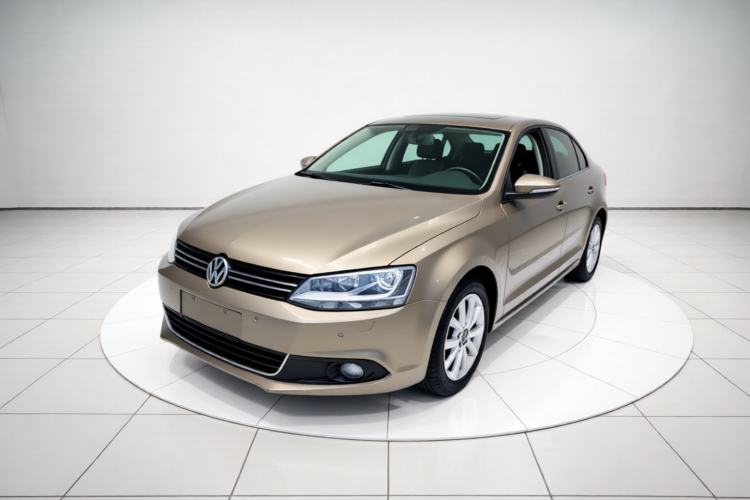 Used Volkswagen Sagitar 2012 1.4TSI Automatic Luxury Edition