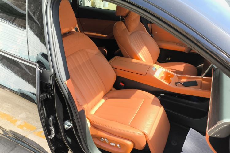 Used ONVO L60 2024 60 kWh Rear-Drive Version