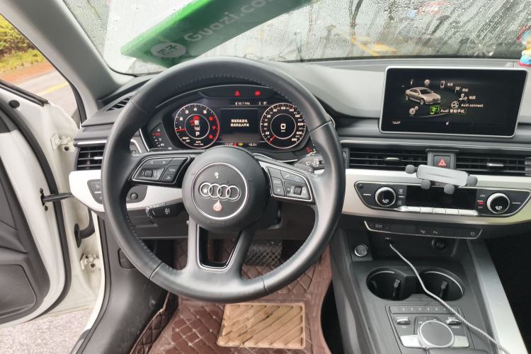 Used Audi A4L 2019 40 TFSI Fashion Version China V