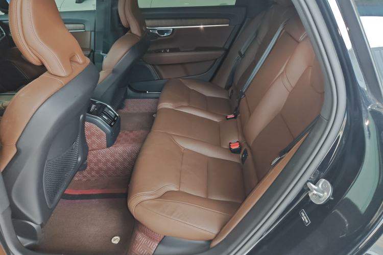 Used Volvo S90 2024 B5 Zhiyuan Luxury Edition