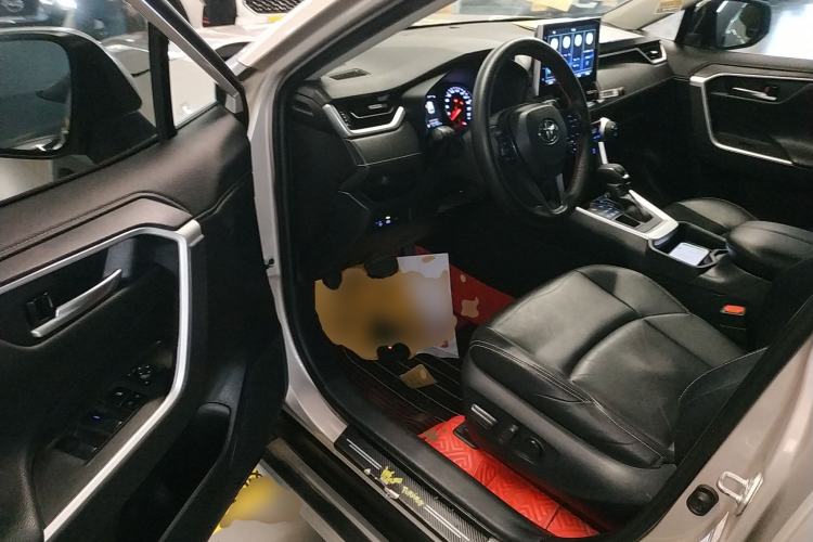 Used Toyota Wildlander 2021 2.0L CVT 4x4 Luxury Edition
