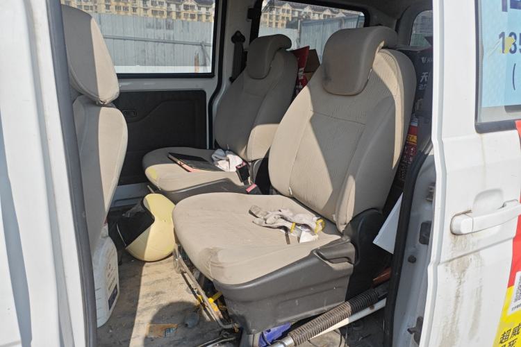 Used Wuling Rongguang V 2016 1.5L Standard Version Left Rear Seat