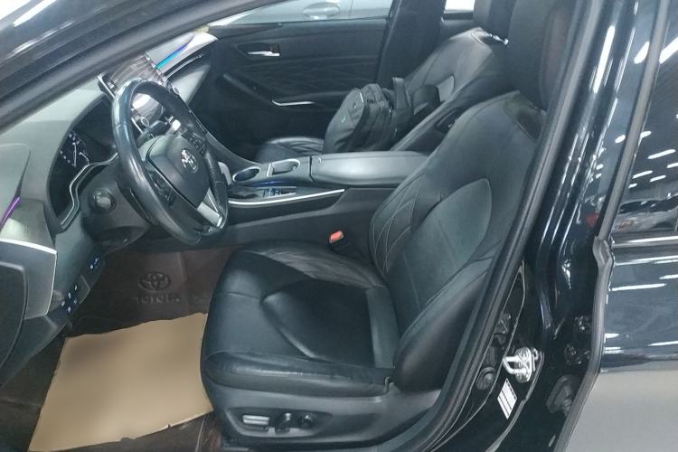 Used Toyota Avalon 2019 2.5L Touring Premium Version China VI Standard

