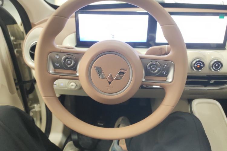 Used Wuling Bingo 2025 333 km Lingxi Connected Version
