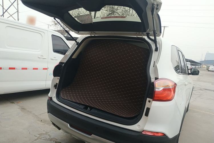 Used SWM X7 2020 2.0L Manual Champion Edition 7 Seats
