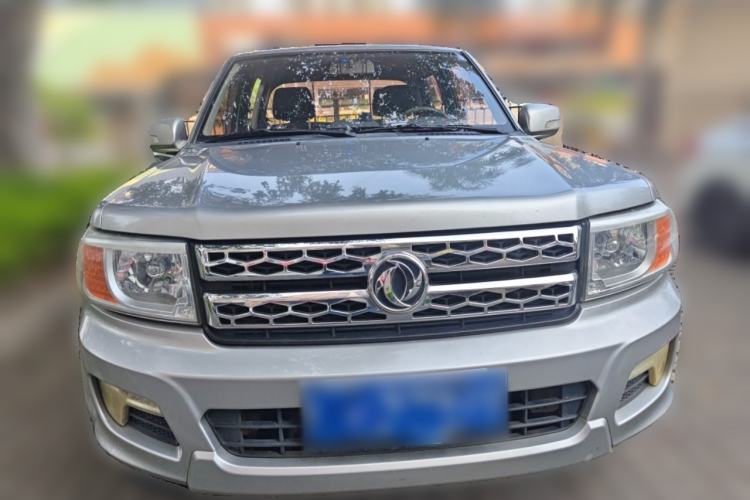 Used Dongfeng Ruichi 2017 2.5T Diesel Two-Wheel Drive Standard Version ZD25T5 Front