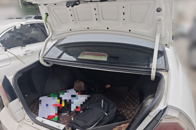 Used Soueast V3 Lingyue 2012 Revised Version 1.5L Manual Luxury Edition