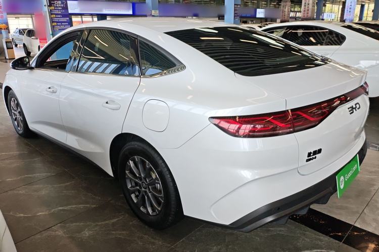 Used BYD Qin L 2024 DM-i 80KM Leading Model
