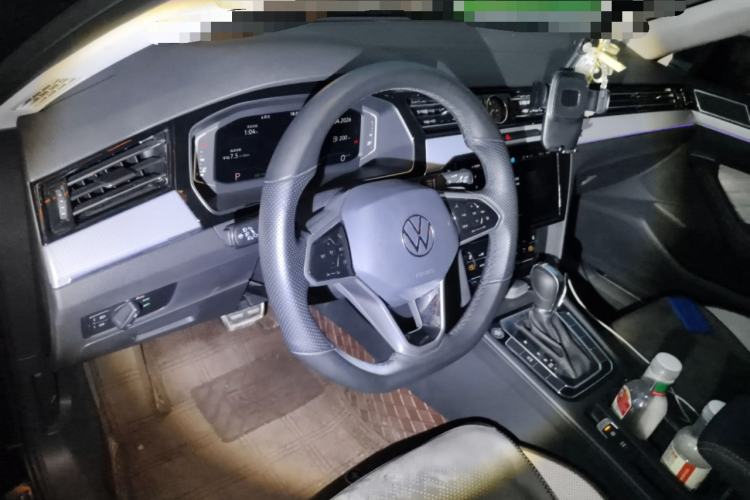 Used Volkswagen Magotan 2023 2 Million Units Commemorative Edition 330TSI DSG Luxury Version