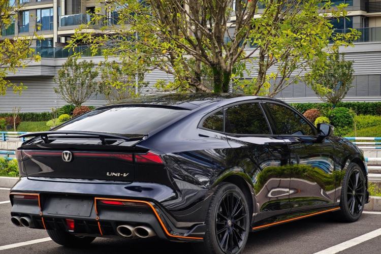 Used CHANGAN UNI-V 2022 1.5T Sport Edition Exterior 6