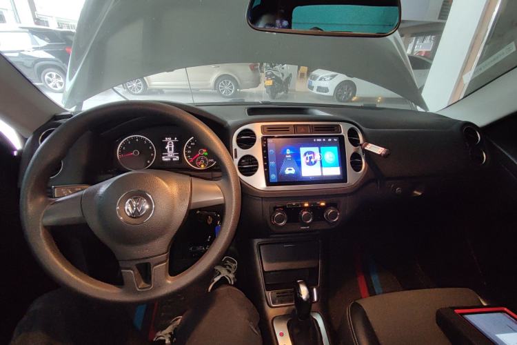 Used Volkswagen Tiguan L 2016 300TSI Automatic Two-Wheel Drive Trend Edition
