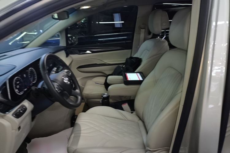 Used Buick GL8 2022 ES Landtrek 653T Comfort Edition Left Front Seat