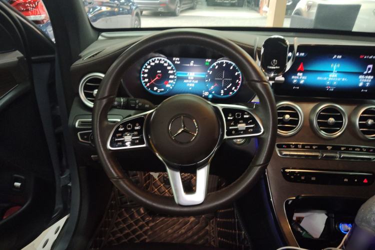 Used Mercedes-Benz GLC 2022 Second Facelift GLC 260 L 4MATIC Luxury Edition
