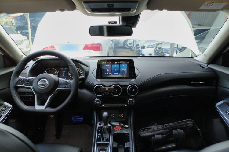 Used Nissan Sylphy 2022 1.6L XL CVT Enjoyment Edition Center Console