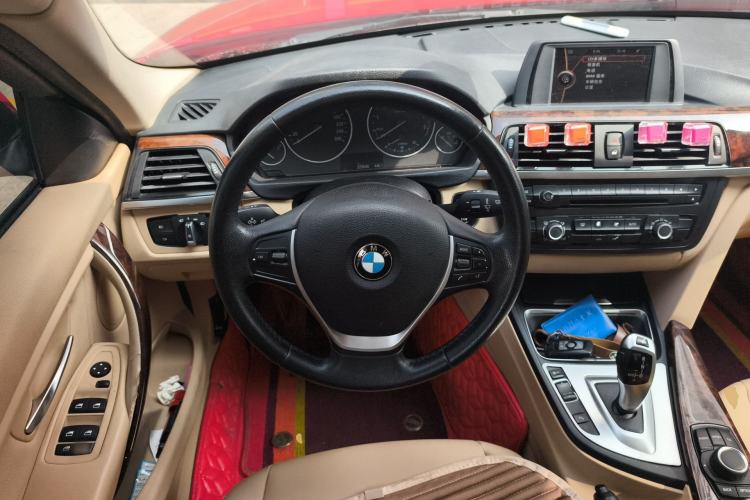 Used BMW 3 Series 2013 320Li Fashion Model
