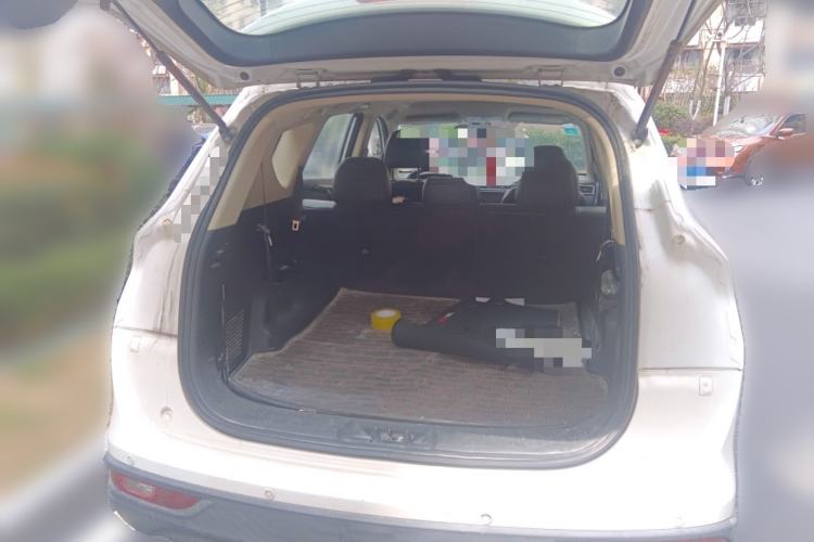 Used Dongfeng Fengon 580 2016 1.5T Manual Luxury Edition
