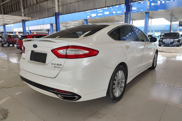 Used Ford Mondeo 2013 2.0L GTDi 200 Fashion Edition Rear Right 45 Deg