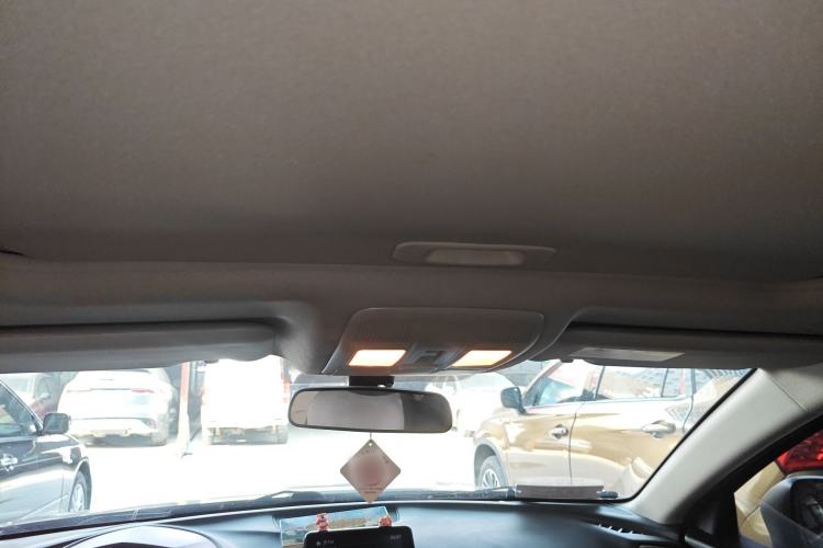 Used Mazda Mazda 3 Axela 2017 Hatchback 2.0L Automatic Luxury Model Emission Standard China V