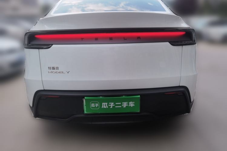 Used Tesla Model Y 2025 Rear-Wheel-Drive Version Rear
