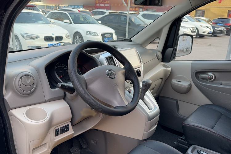 Used Nissan NV200 2014 1.6L CVT Zunya Model China IV Standard
