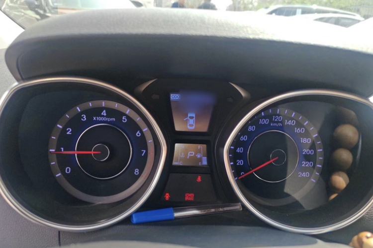 Used Hyundai Elantra (5th Generation / Langdong) 2015 1.6L Automatic Leading Model Interior 1