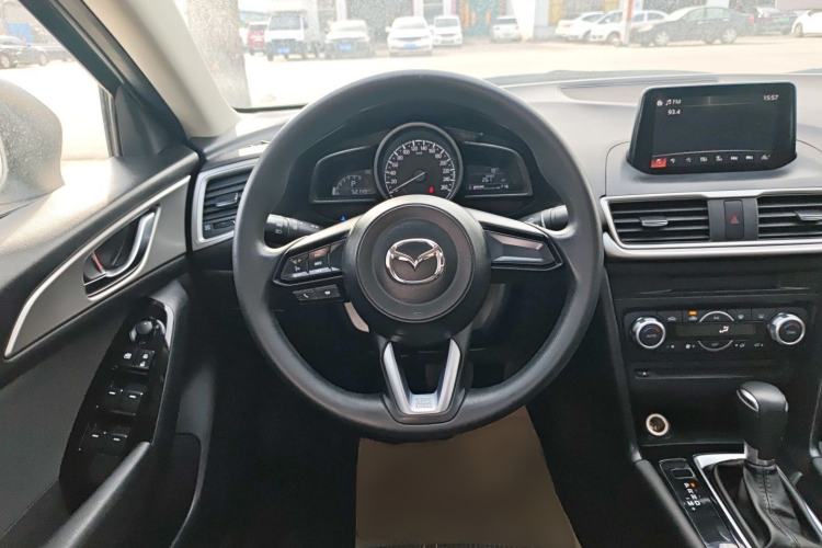 Used Mazda Mazda 3 Axela 2017 Sedan 1.5L Automatic Luxury Model Emission Standard China V
