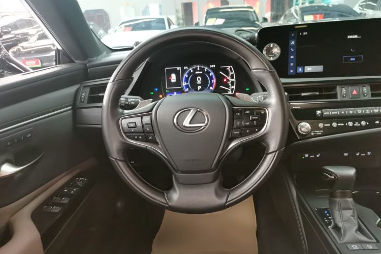 Used Lexus ES 2022 200 Luxury Edition