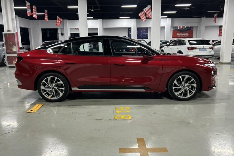 Used Ford Mondeo 2025 2.0T EcoBoost Ultimate Edition Exterior 5