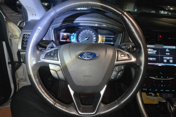 Used Ford Mondeo 2013 2.0L GTDi 200 Luxury Model
