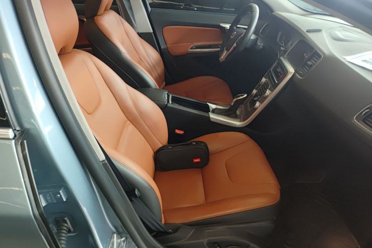 Used Volvo S60 2018 S60L T4 Smart & Ambitious Edition