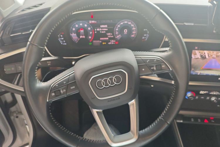 Used Audi Q3 2019 35 TFSI Advanced Dynamic Edition
