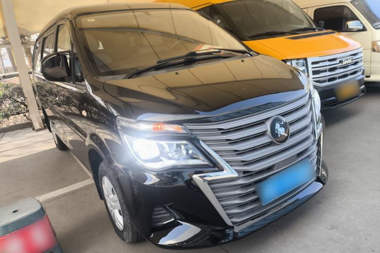 Used FORTHING Lingzhi 2023 M5L 1.6L Base Model 7 Seats Front Right 45 Deg